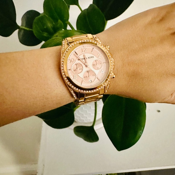 Michael Kors Gold Rose WATCH main image 5